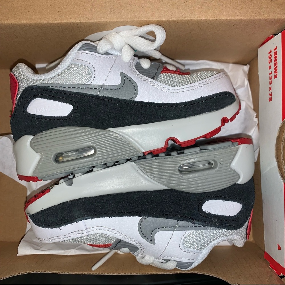 NWT Nike Air Max